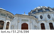 Courtyard of Fatih Mosque in Istanbul, Turkey Fatih Mosque and Mausoleum in Istanbul, Turkey Distant image of the Fatih Mosque and the Molla Zeyrek ( Old Pantocrator) mosque, Istanbul Turkey The Fatih Mosque in Fatih district of Istanbul, Turkey. Стоковое фото, фотограф Zita Khasanova / Фотобанк Лори