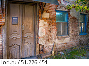 Ветхие дома, подлежащие сносу в Астрахани. (2023 год). Редакционное фото, фотограф Андреева Тамара Викторовна / Фотобанк Лори