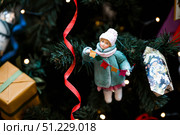 Christmas decorations. Soviet Christmas tree. Old retro cotton wool Christmas tree toy. 1930s. Стоковое фото, фотограф Photojuli / Фотобанк Лори