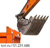 Ковш современного экскаватора на белом фоне. Bucket of a modern excavator on a white background. Стоковое фото, фотограф Татьяна Д / Фотобанк Лори