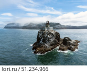 Tillamook Lighthouse Pacific Ocean Shore Coast. Стоковое фото, фотограф Mark Agnor / Фотобанк Лори