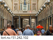Royal Saint-Hubert Galleries and People. Shopping Arcades. Brussels, Belgium. Редакционное фото, фотограф Максим Забаровский / Фотобанк Лори