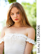Young beautiful blonde girl with bare shoulders. Стоковое фото, фотограф Андрей Аркуша / Фотобанк Лори