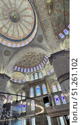 Sultan Ahmet Camii - Blue Mosque in Istanbul Istanbul Ottoman Gazi Ahmet Pasa Mosque Interior Dome Inside of cupols of Sultanahmet mosque in Istanbul Interior Dome Detail From Sultan Ahmet Mosque, Istanbul, Turkey. Стоковое фото, фотограф Zita Khasanova / Фотобанк Лори