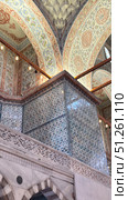 Sultan Ahmet Camii - Blue Mosque in Istanbul Istanbul Ottoman Gazi Ahmet Pasa Mosque Interior Dome Inside of cupols of Sultanahmet mosque in Istanbul Interior Dome Detail From Sultan Ahmet Mosque, Istanbul, Turkey. Стоковое фото, фотограф Zita Khasanova / Фотобанк Лори