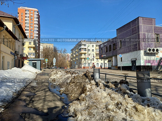 12-я Парковая улица. Район Восточное Измайлово. Город Москва (2024 год). Редакционное фото, фотограф lana1501 / Фотобанк Лори