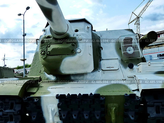 122-мм самоходная артиллерийская установка ИСУ-122 обр. 1944 г. Музей военной техники. Верхняя Пышма, Россия (2016 год). Редакционное фото, фотограф Сергей Елизарьев / Фотобанк Лори