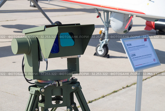 30 AUGUST 2019 MOSCOW, RUSSIA: laser coordinate system standing on the aircraft exhibition. Редакционное фото, фотограф Константин Шишкин / Фотобанк Лори