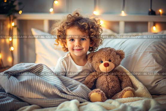 A cute curly-haired girl hugs a teddy bear, sitting in a cozy bed, a small child hugs a toy and gets ready for bed. A healthy night's sleep. Стоковое AI-изображение, AI-художник Photojuli / Фотобанк Лори