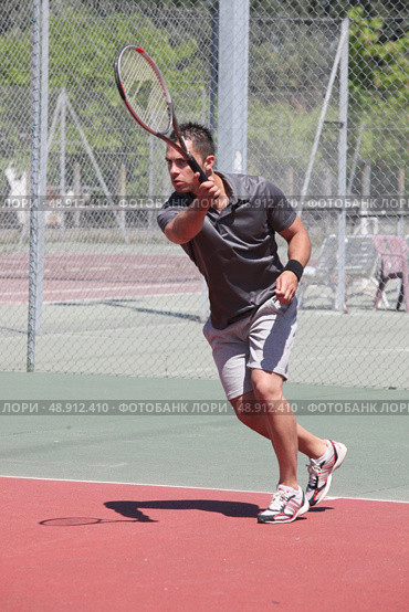 a game tennis. Стоковое фото, агентство Ingram Publishing / Фотобанк Лори