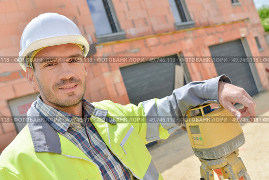 a portrait of a surveyor. Стоковое фото, агентство Ingram Publishing / Фотобанк Лори