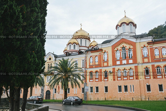 Абхазия, гора Афон - 21.09.2016. Новоафонский монастырь. Редакционное фото, фотограф Ekaterina Barashkova / Фотобанк Лори