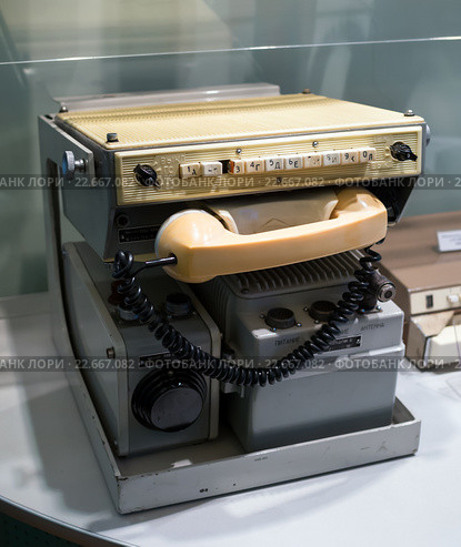 Абонентская радиостанция "Алтай-АС", 1970 год, экспонат Центрального музея связи имени А.С. Попова, город Санкт-Петербург (2016 год). Редакционное фото, фотограф Вячеслав Палес / Фотобанк Лори