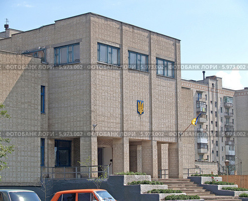 Административное здание в городе Казатине, Украина (2007 год). Стоковое фото, фотограф Ирина Борсученко / Фотобанк Лори