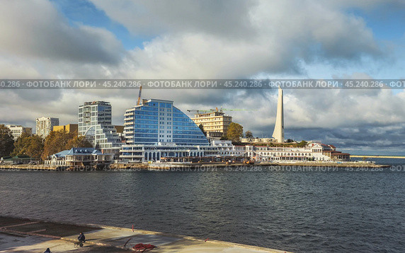 Admiral Pereleshin Embankment in Sevastopol. Редакционное фото, фотограф Саблин Станислав / Фотобанк Лори