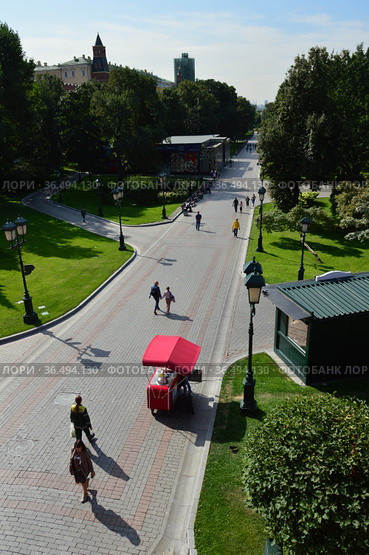 Александровский сад. Район Хамовники. Город Москва (2021 год). Редакционное фото, фотограф lana1501 / Фотобанк Лори