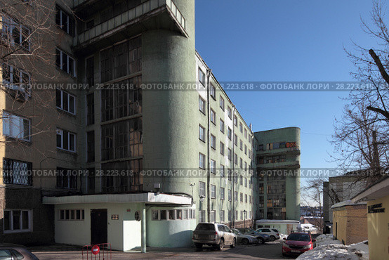 Аллея правителей России в Москве, фрагмент бюста Иван IV (Грозный) (2018 год). Редакционное фото, фотограф Дмитрий Неумоин / Фотобанк Лори