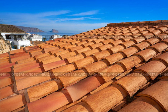 Altea white village in Alicante at Mediterranean Spain clay tiles roof. Стоковое фото, агентство Ingram Publishing / Фотобанк Лори