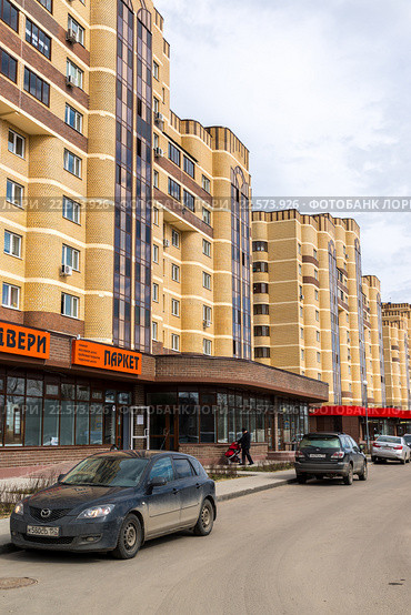 Andreevka, Russia - April 11.2016. residential complex Uyutniy. Редакционное фото, фотограф Володина Ольга / Фотобанк Лори