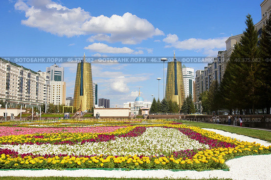 ASTANA, KAZAKHSTAN - JULY 20, 2023: Nurzhol Boulevard. Редакционное фото, фотограф Виктория Тельминова / Фотобанк Лори