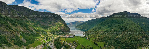 Aurlandsfjord Town Of Flam at dawn (2019 год). Стоковое фото, фотограф Андрей Армягов / Фотобанк Лори
