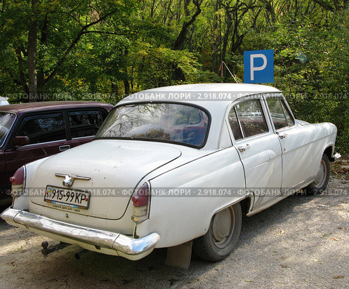 Автомобиль ГАЗ 21 "Волга" (2010 год). Редакционное фото, фотограф Елена Беклемищева / Фотобанк Лори