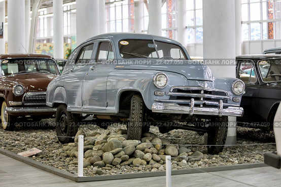 Автомобиль М-72. Сочи Автомузей (2016 год). Редакционное фото, фотограф Сергей Лаврентьев / Фотобанк Лори