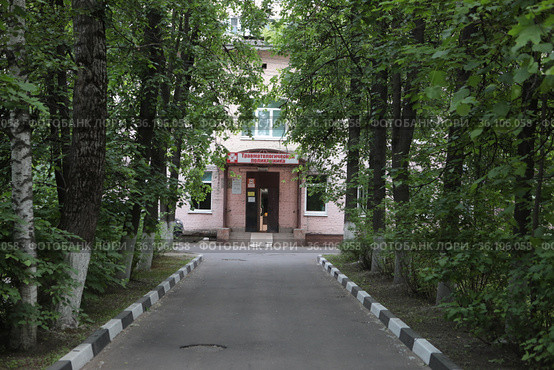 Балашиха, травматологическая больница на проспекте Ленина (2021 год). Редакционное фото, фотограф Дмитрий Неумоин / Фотобанк Лори