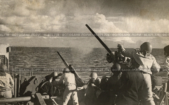 Балтийцы охраняют подступы к Ленинграду  1941. Редакционное фото, фотограф Retro / Фотобанк Лори
