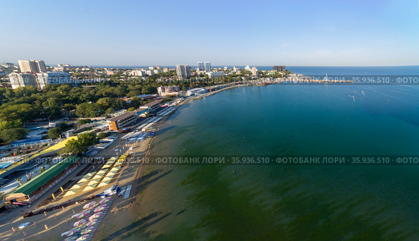 Beach in the Anapa city. Krasnodar region. Russia. (2018 год). Стоковое фото, фотограф Арестов Андрей Павлович / Фотобанк Лори