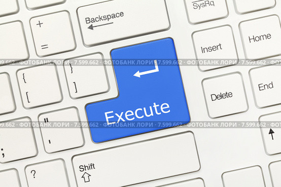 Белая концептуальная клавиатура - Клавиша "Execute" ("Выполнить") Стоковое фото, фотограф Самохвалов Артем / Фотобанк Лори