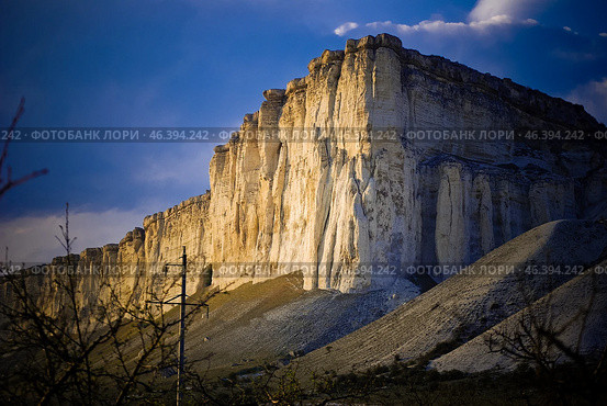 Белая скала Ак-Кая в Белогорском районе Крыма (2009 год). Стоковое фото, фотограф Snezka / Фотобанк Лори