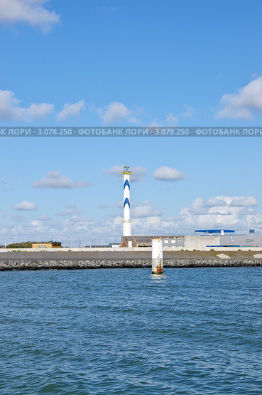 Бельгия. Остенде. Северное море. Маяк (2011 год). Стоковое фото, фотограф Илюхина Наталья / Фотобанк Лори