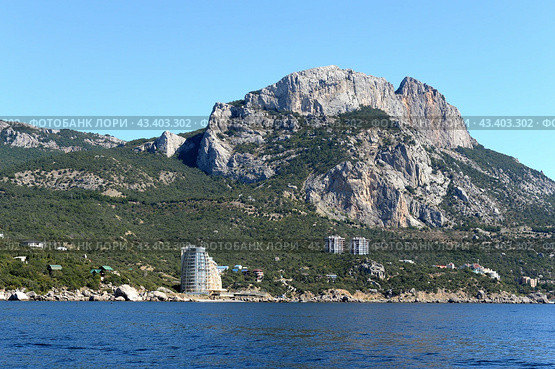 Берег Черного моря. Бухта Ласпи. Крым (2021 год). Редакционное фото, фотограф Free Wind / Фотобанк Лори
