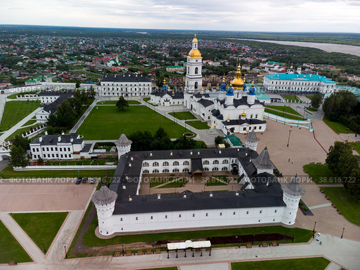 Bird eye view onto Tobolsk Kremlin in summer day (2021 год). Стоковое фото, фотограф Сергей Буторин / Фотобанк Лори