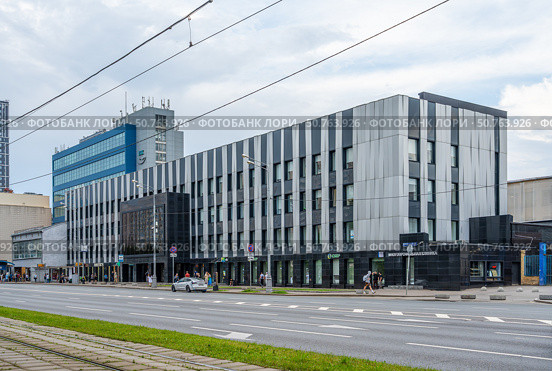 Бизнес-центр по адресу: г. Москва, ул. Шарикоподшипниковская, д. 13 стр. 1. Редакционное фото, фотограф Господин Никто / Фотобанк Лори