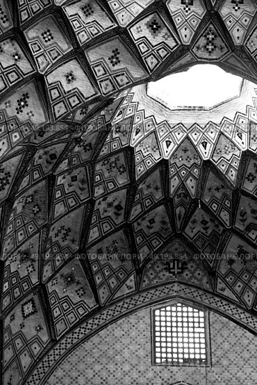 blur in iran abstract texture of the  religion  architecture mosque roof persian history. Стоковое фото, агентство Ingram Publishing / Фотобанк Лори