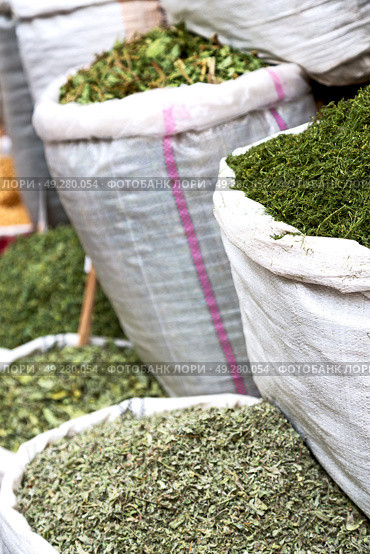 blur  in iran bazaar  old market spice ingredient for food exotic herb. Стоковое фото, агентство Ingram Publishing / Фотобанк Лори