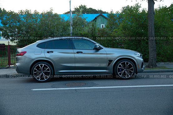 BMW X4M F98 2020 г в. Редакционное фото, фотограф Валентина Кунц / Фотобанк Лори