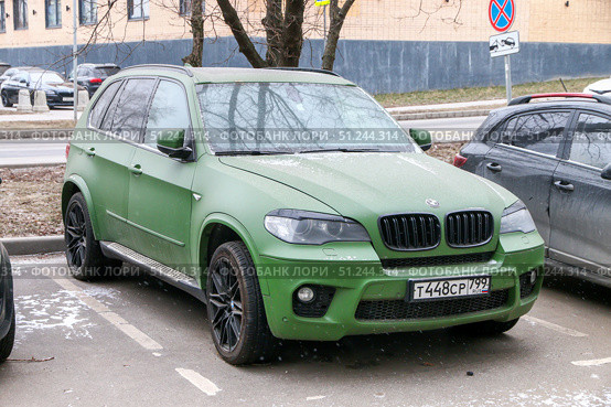 BMW X5. Редакционное фото, фотограф Art Konovalov / Фотобанк Лори