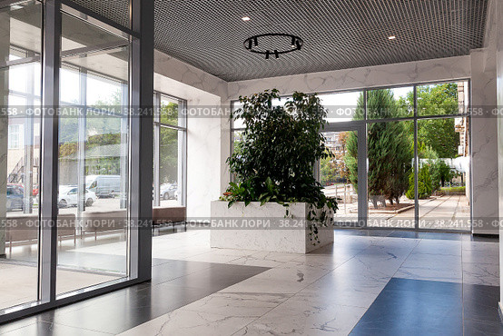 Bright interior of administrative building. Стоковое фото, фотограф Дарья Трофимова / Фотобанк Лори