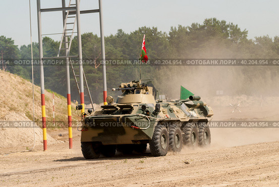 BTR-82 amphibious armoured personnel carrier (2019 год). Редакционное фото, фотограф Сергей Буторин / Фотобанк Лори