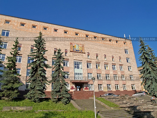 Building of Karelian scientific center of the Russian Academy of Sciences. Petrozavodsk, Pushkinskaya Street, 11 (2012 год). Редакционное фото, фотограф Ирина Борсученко / Фотобанк Лори