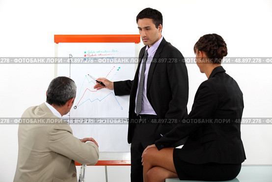 Businessman making a presentation. Стоковое фото, агентство Ingram Publishing / Фотобанк Лори