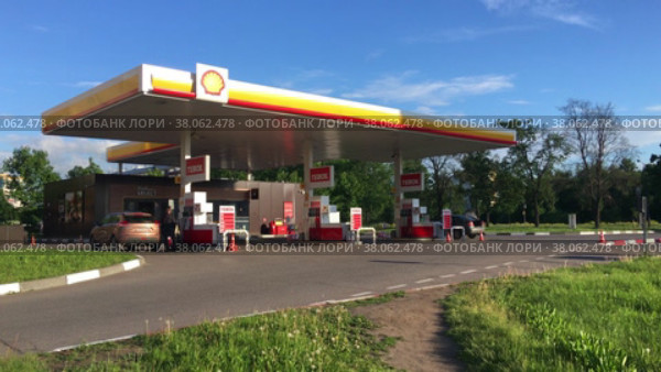 Бывшая АЗС Shell с логотипом замененными на Teboil. Санкт-Петербург (2022 год). Редакционное видео, видеограф Кекяляйнен Андрей / Фотобанк Лори