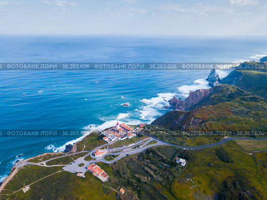 Cabo da Roca Lighthouse. Portuguese Farol de Cabo da Roca is most westerly European extent. Стоковое фото, фотограф Яков Филимонов / Фотобанк Лори