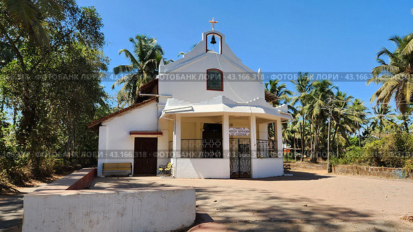 Capela de Nossa Senhora da Piedade (Часовня Богоматери благочестия). Колва. Маргао. Южное Гоа. Индия (2023 год). Стоковое фото, фотограф lana1501 / Фотобанк Лори