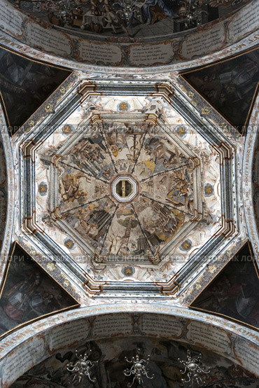 Ceiling detail of the church, Sanctuary of Atotonilco, San Miguel de Allende, Guanajuato, Mexico. Стоковое фото, агентство Ingram Publishing / Фотобанк Лори