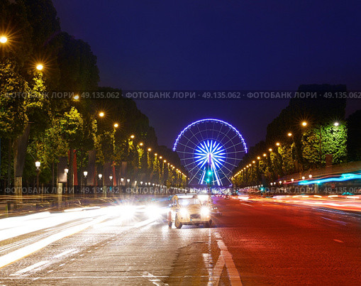 Champs Elysees in Paris and Concorde sunset at France. Стоковое фото, агентство Ingram Publishing / Фотобанк Лори