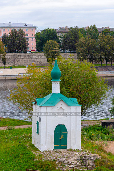 Часовня во имя Святой Анастасии (Часовня Анастасии Римлянки). Псков (2019 год). Редакционное фото, фотограф Александр Щепин / Фотобанк Лори